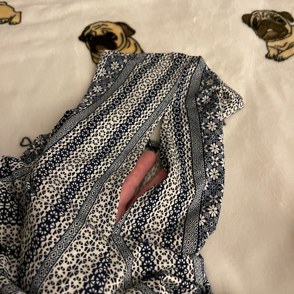 Romper - Picture 2 of 7